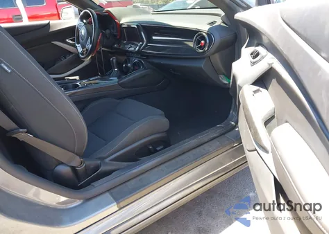 2022 Chevrolet Camaro Rwd Lt1 z USA, uszkodzony, nr VIN 1G1FE1R79N0110613